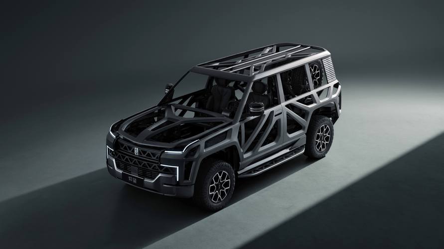 成都64仰望U8硬派越野的科技魅力，国能汽车对传统燃油车市场的冲击